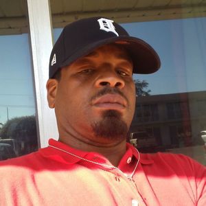 Meet your Posher, Louis